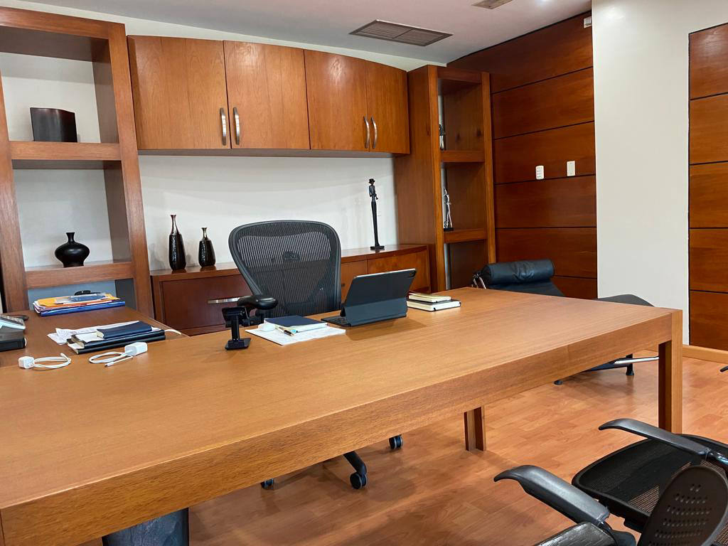 Квартира, 635 м², 48 000$ — FAKTOR